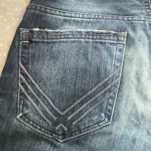 Armani Exchange Distressed Slim Fit Jeans – Size 31x32 - Picture 12 of 15